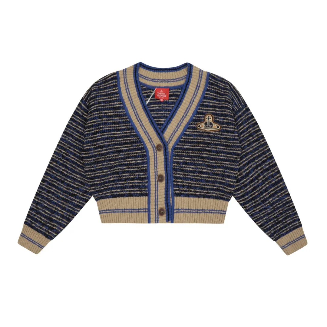 VIVI123 vivienne west wood Tokyo limited show in October 24 is coming. Really good-looking. 5 colors of different threads interlaced and woven. Embroidered logo LoGo icon. Big letter buttons. West Queen Vivienne heavy industry show limited cardigan. Knitted sweater wool. 2024 autumn latest style. Size: S -M- L. Color: brown, blue and purple.